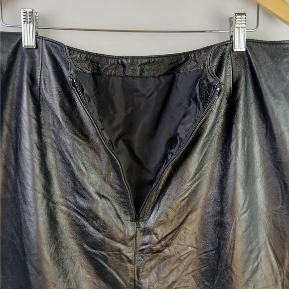 Wilsons Leather Maxima SZ 22 VTG Black Leather Mini Pencil Skirt Fits Like 16 - Picture 4 of 6
